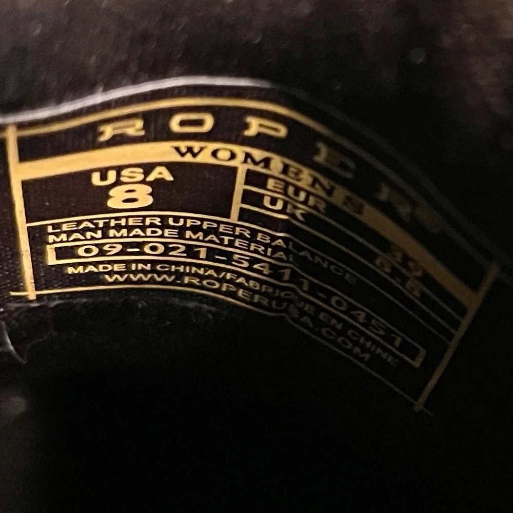 Women’s Roper Crazy Horse Laces mules 8
Round toes. Like new. - Picture 12 of 16